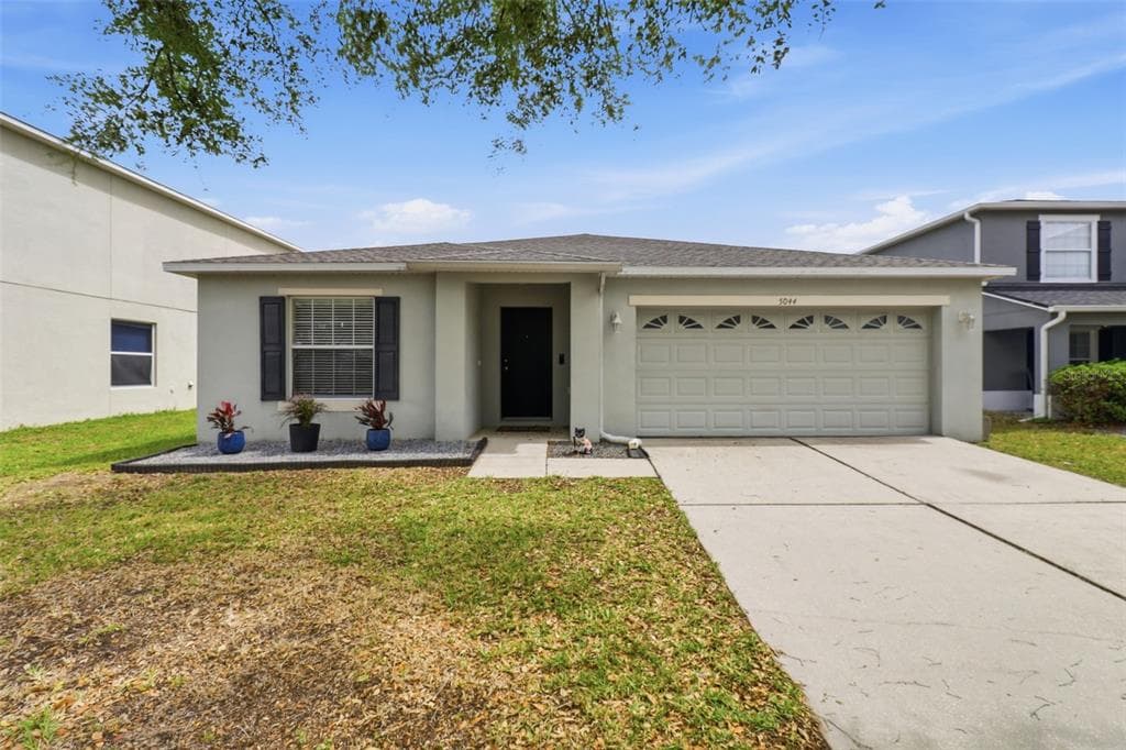 5044 DANCING BAY LANE WESLEY CHAPEL, FL 33543