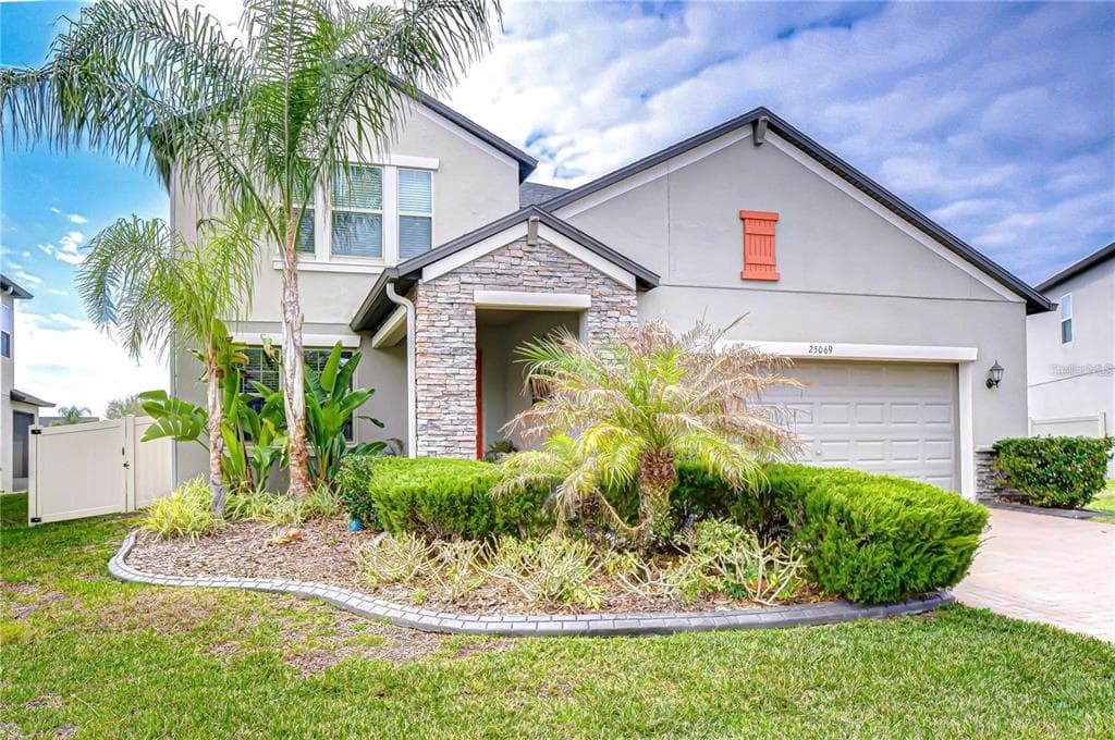 25069 LAMBRUSCO LOOP LUTZ, FL 33559