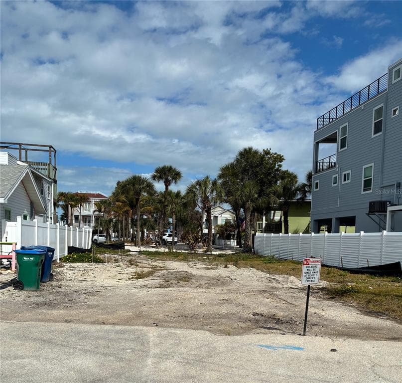 104 1ST STREET N BRADENTON BEACH, FL 34217