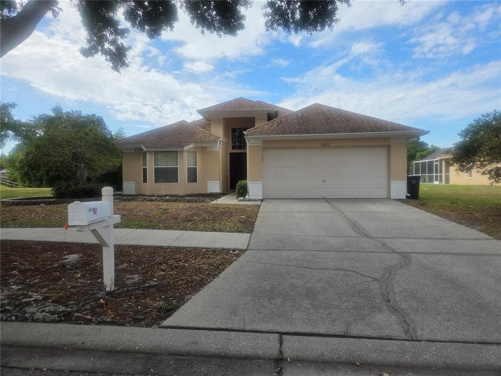 10002 OASIS PALM DRIVE TAMPA, FL 33615