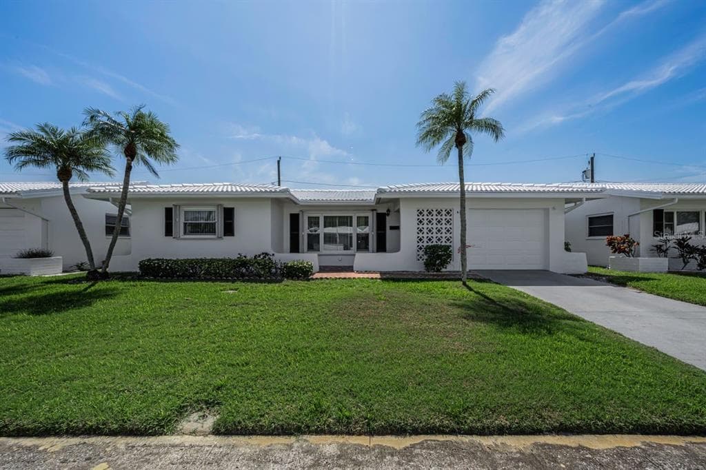 4526 100TH AVENUE N UNIT 4256 PINELLAS PARK, FL 33782