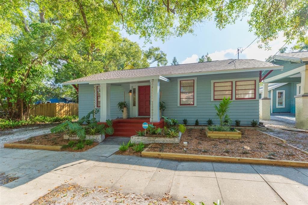 917 E BROAD STREET TAMPA, FL 33604