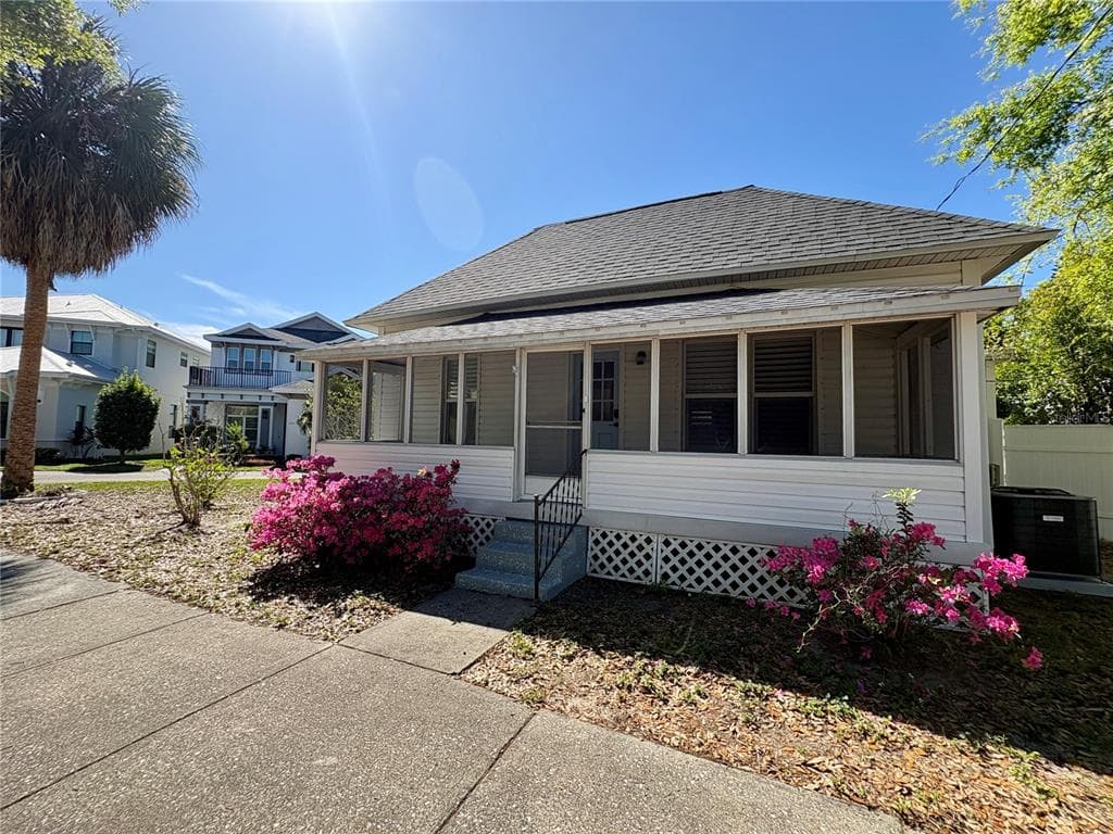 244 IRON AGE STREET SAFETY HARBOR, FL 34695