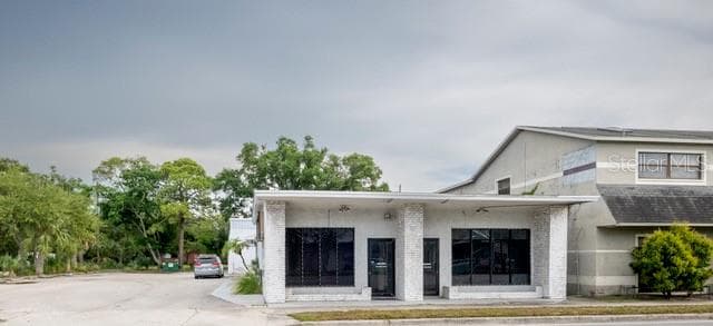 5630 PARK BOULEVARD N UNIT A & B PINELLAS PARK, FL 33781