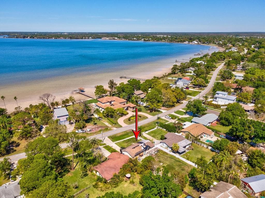 507 SHORE DRIVE E OLDSMAR, FL 34677