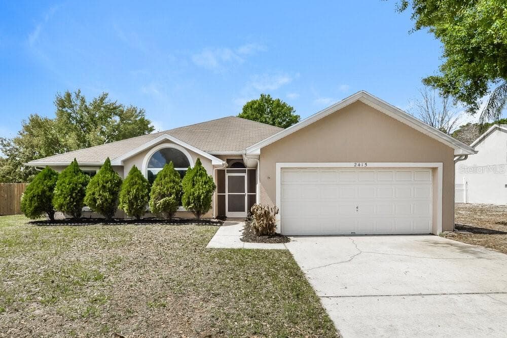 2415 PINE CHASE CIRCLE ST CLOUD, FL 34769