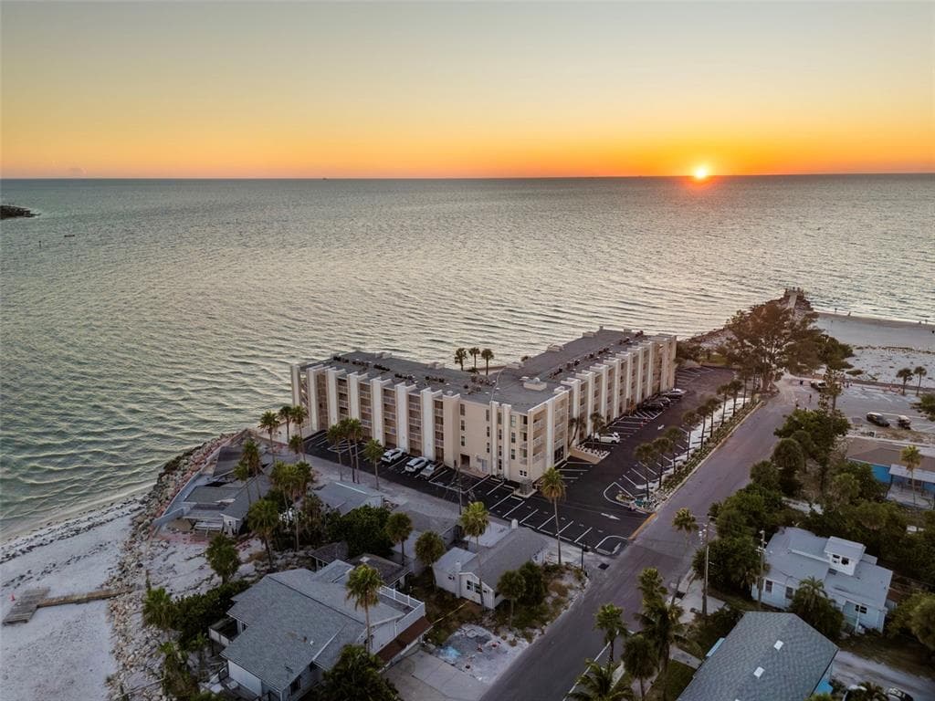 200 1ST AVENUE UNIT 107 ST PETE BEACH, FL 33706