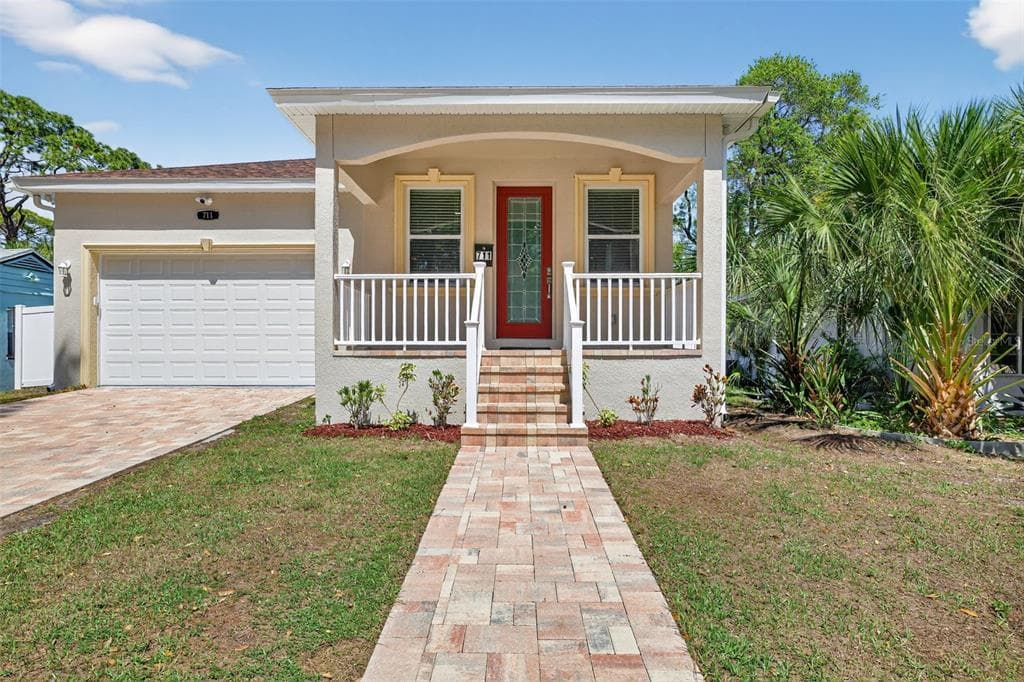 711 28TH AVENUE S ST PETERSBURG, FL 33705