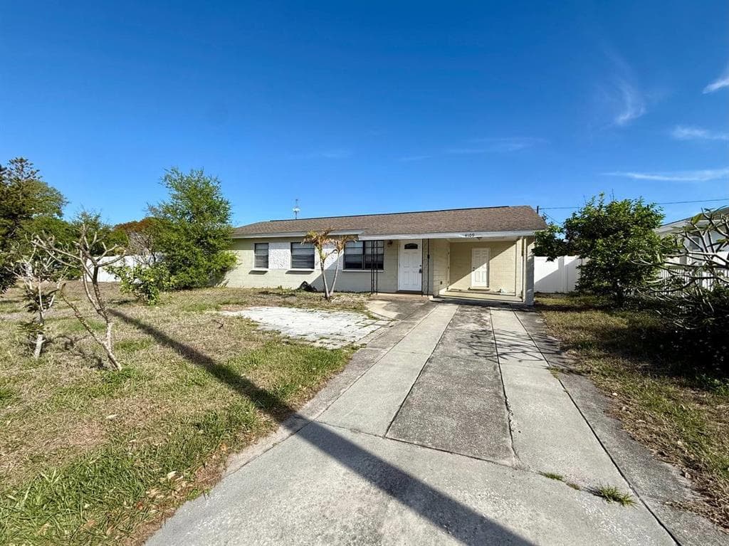 4109 W WALLACE AVENUE TAMPA, FL 33611