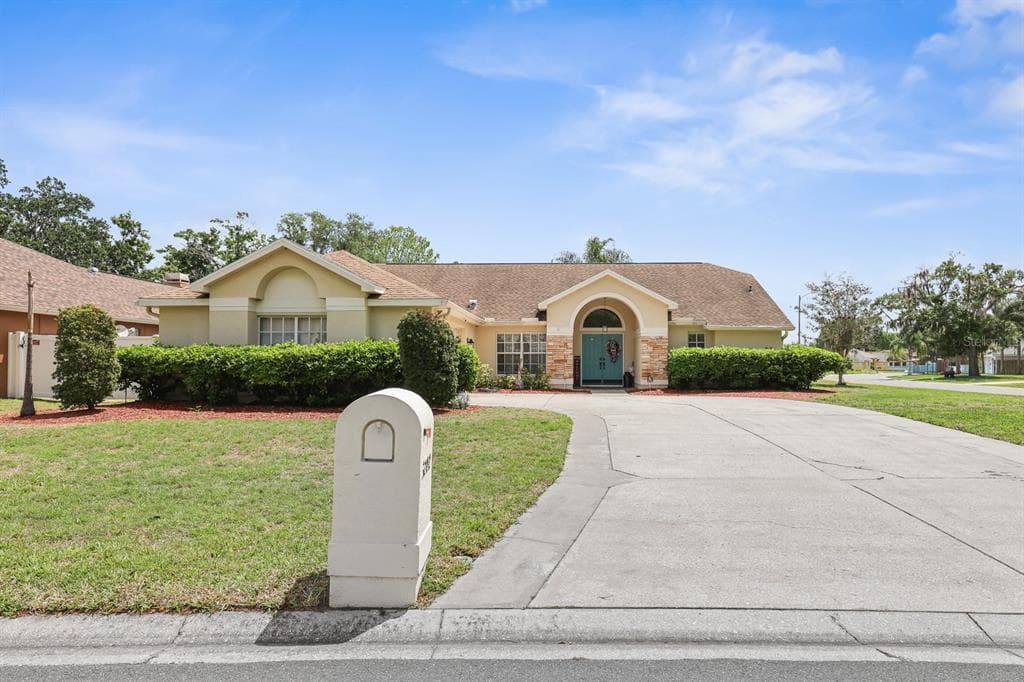 3202 KILMER DRIVE PLANT CITY, FL 33566
