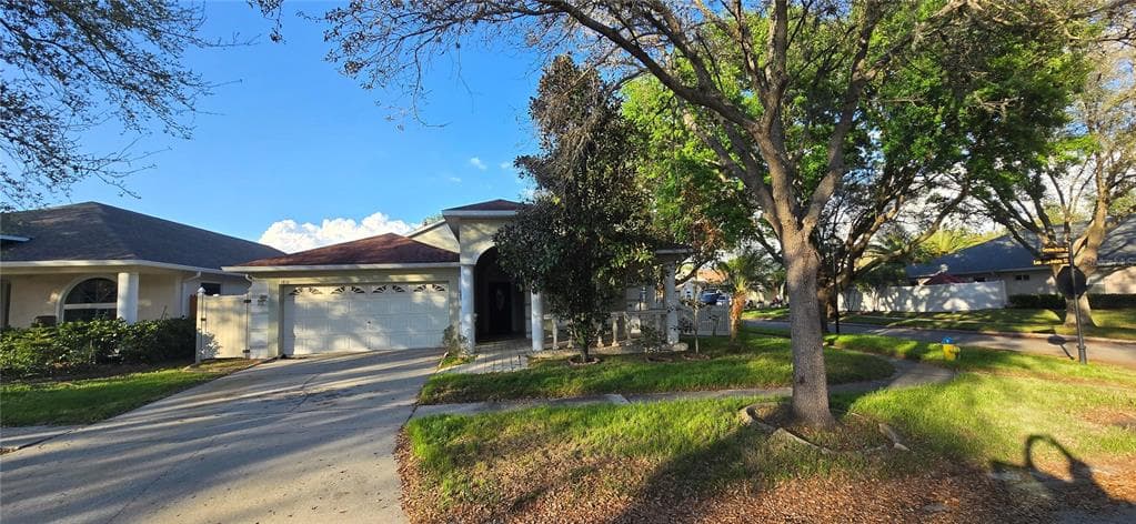 1810 GREYSTONE HEIGHTS DRIVE VALRICO, FL 33594