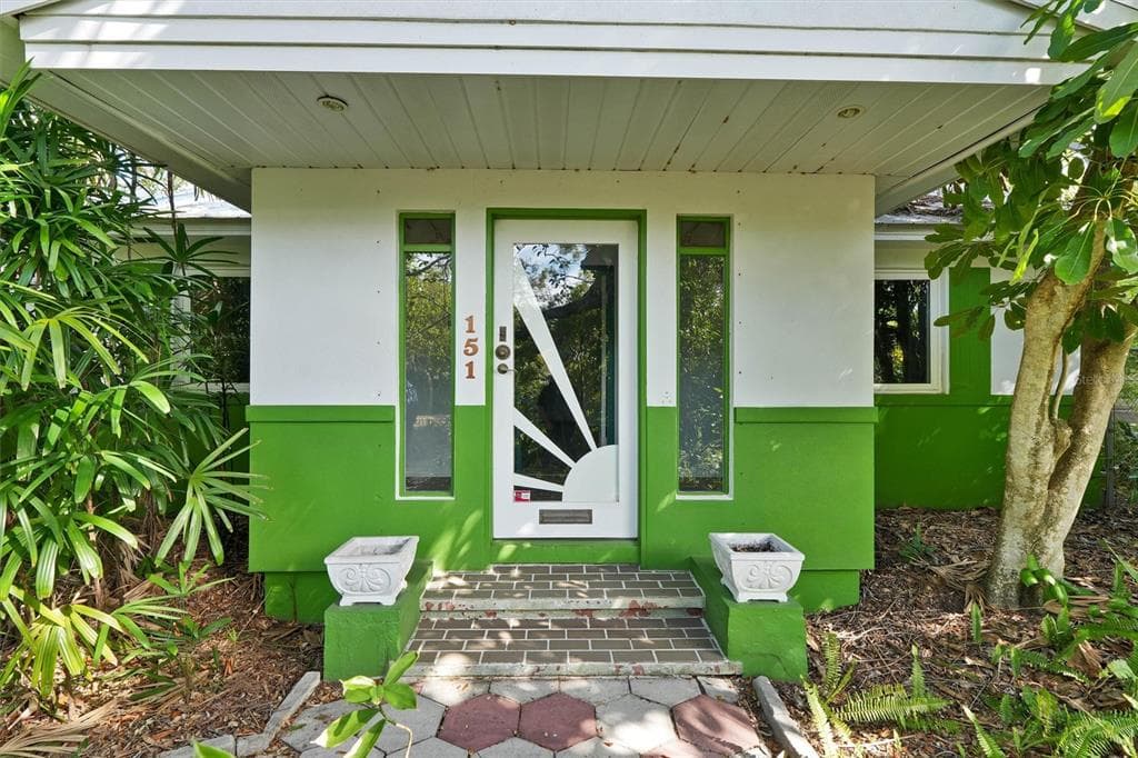 151 20TH AVENUE S ST PETERSBURG, FL 33705