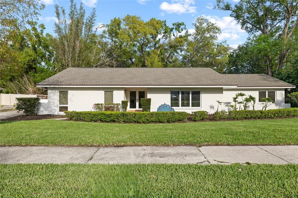 631 GILLETTE AVENUE TEMPLE TERRACE, FL 33617