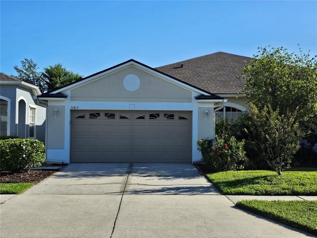 31819 BLYTHEWOOD WAY WESLEY CHAPEL, FL 33543