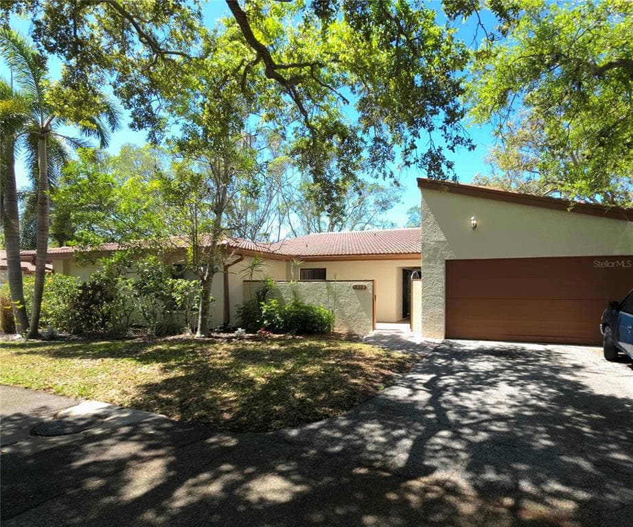6413 MEADOWLARK LN BRADENTON, FL 34210