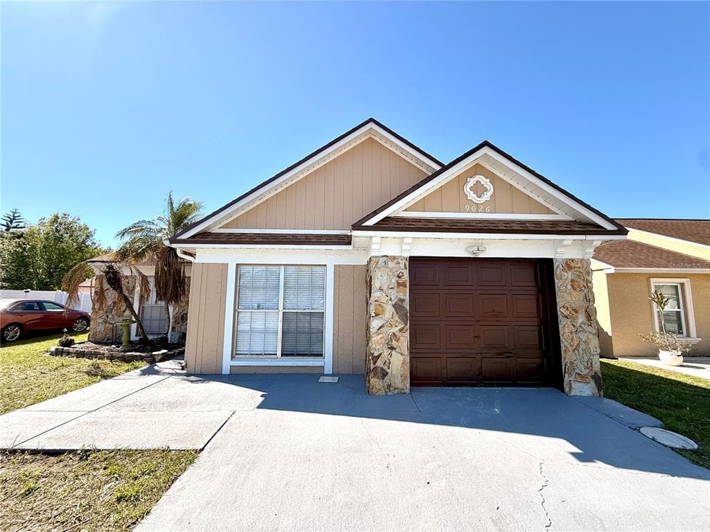 9026 DIXIANA VILLA CIR TAMPA, FL 33635