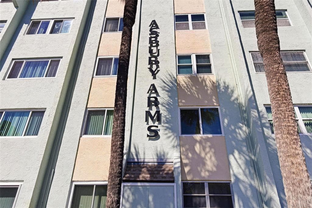 801 83RD AVENUE N UNIT 510