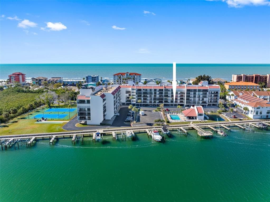 19111 VISTA BAY DRIVE UNIT 204 INDIAN SHORES, FL 33785