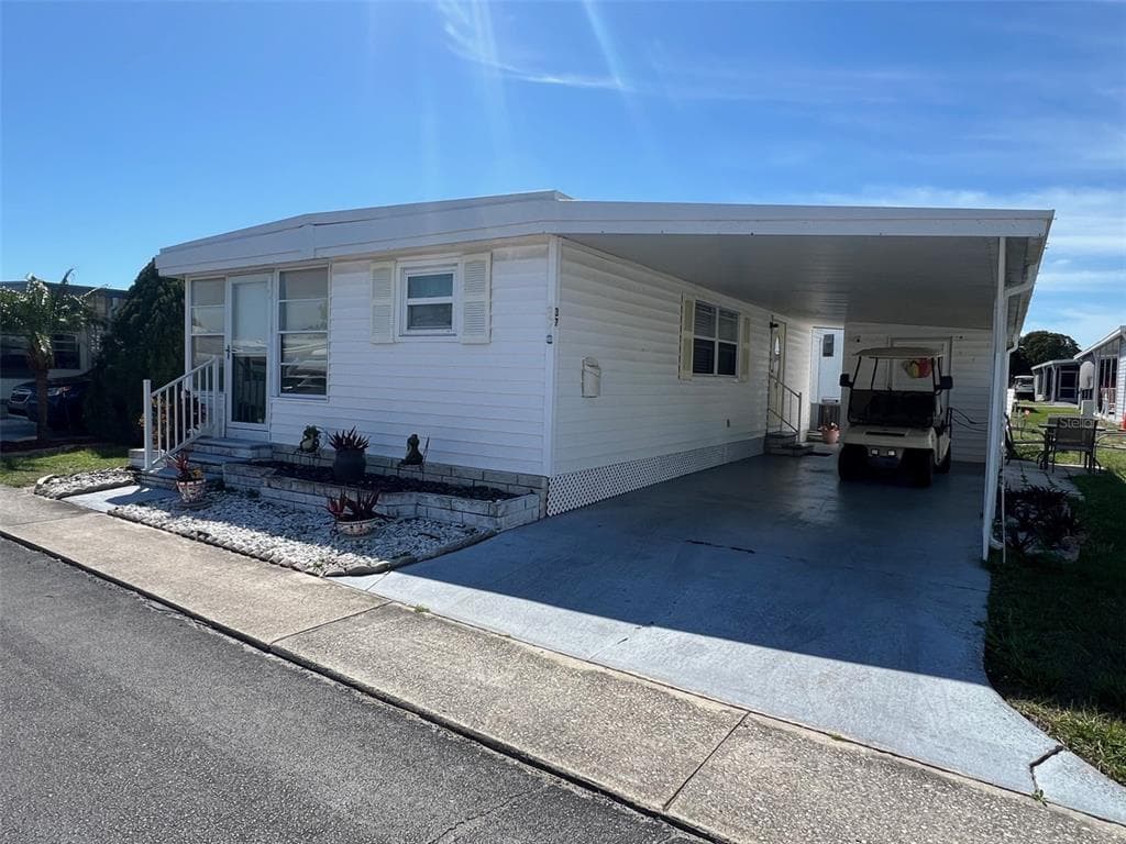 37 PINDO PALM STREET E LARGO, FL 33770