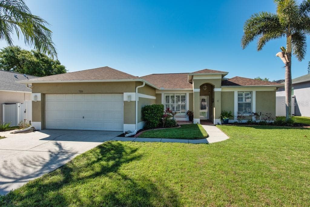 720 SANDY HILLS AVENUE TARPON SPRINGS, FL 34689