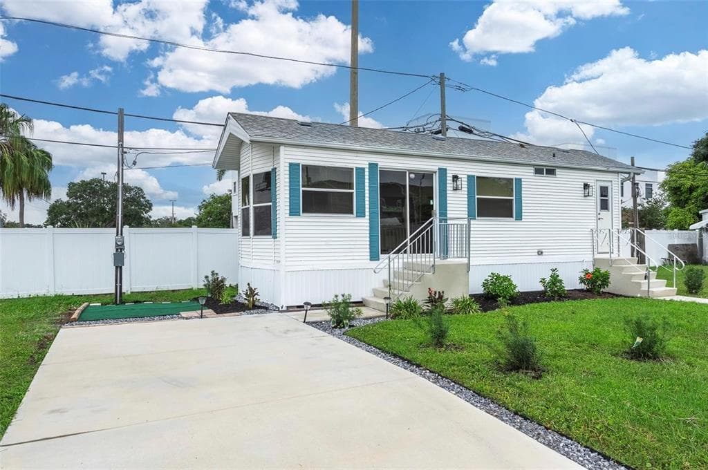 6720 PARK BOULEVARD N UNIT 1 PINELLAS PARK, FL 33781