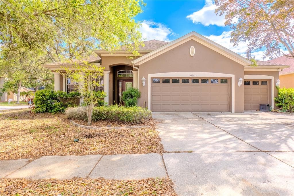 12507 BURGESS HILL DRIVE RIVERVIEW, FL 33579