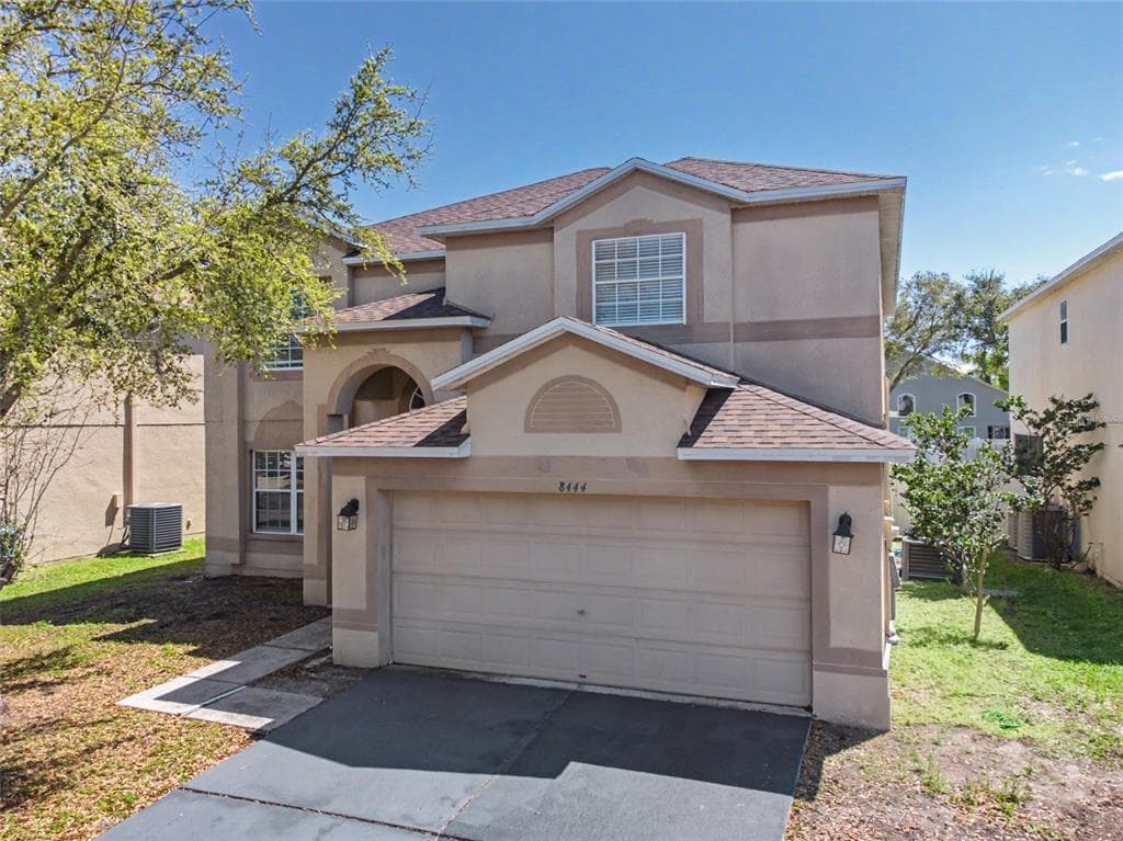8444 CARRIAGE POINTE DRIVE GIBSONTON, FL 33534