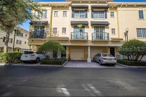 107 BRADFORD BEACH COURT UNIT 107 TAMPA, FL 33609