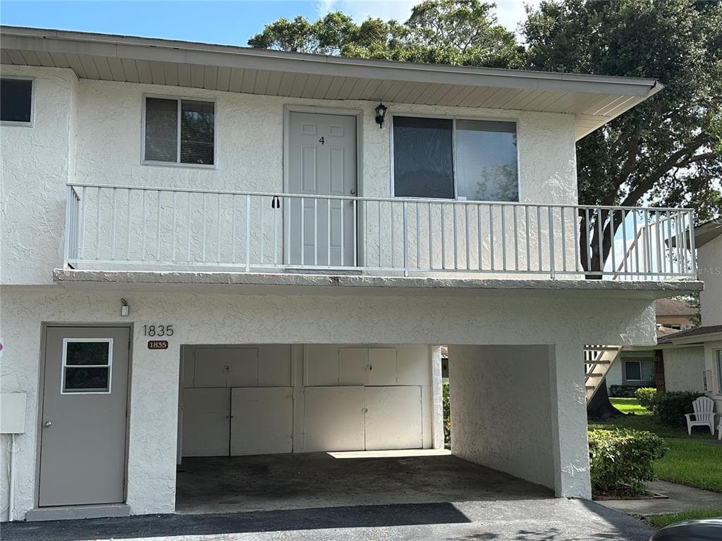 1835 BOUGH AVENUE UNIT 4 CLEARWATER, FL 33760