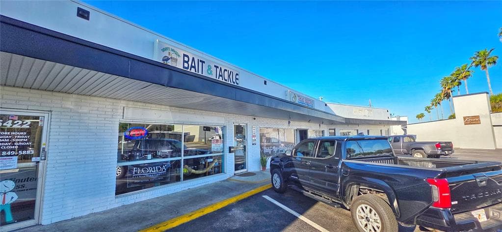 5418 MAIN STREET NEW PORT RICHEY, FL 34652