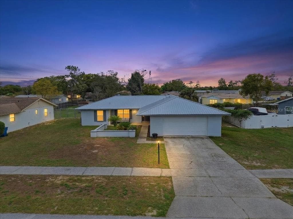 4464 BROMLEY AVENUE SPRING HILL, FL 34609