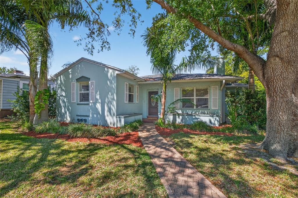 169 27TH AVENUE N ST PETERSBURG, FL 33704