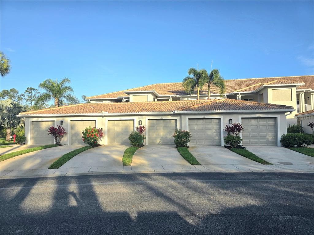 19400 CROMWELL COURT UNIT 201 FORT MYERS, FL 33912
