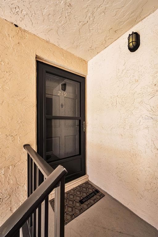 219 ELMWOOD CIRCLE UNIT 219