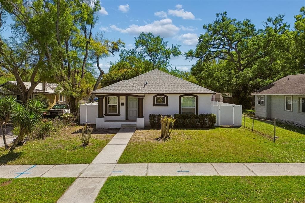 712 15TH AVENUE S ST PETERSBURG, FL 33701