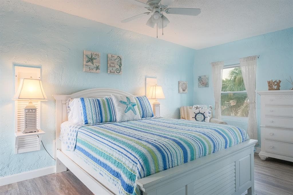 7001 GULF BOULEVARD Apt 2 ST PETE BEACH, FL 33706