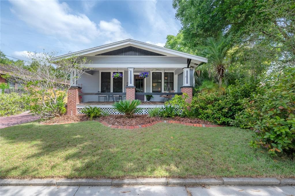 204 E FERN STREET TAMPA, FL 33604