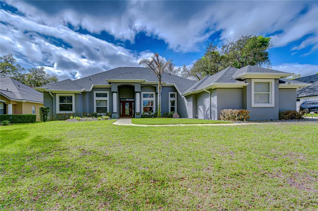 5104 SYLVAN OAKS DRIVE VALRICO, FL 33596