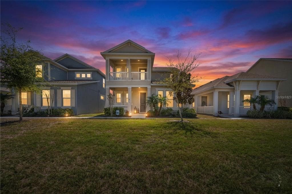 813 WINTERSIDE DRIVE APOLLO BEACH, FL 33572