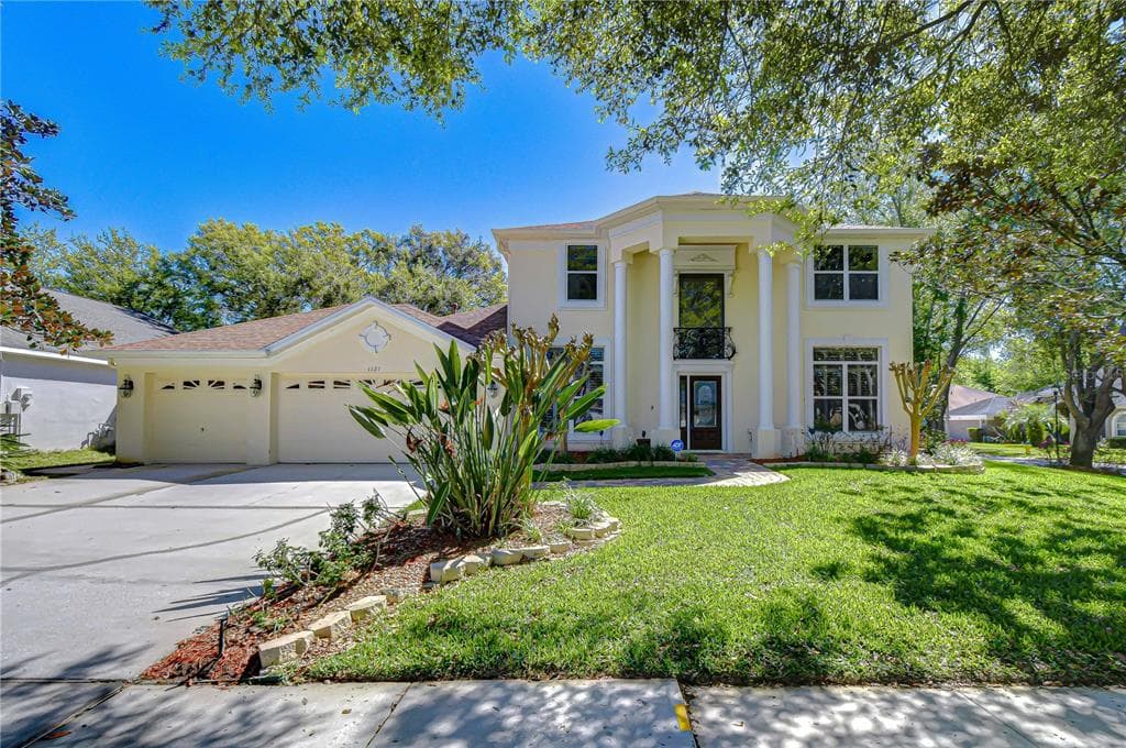 1121 SPLIT SILK STREET VALRICO, FL 33594
