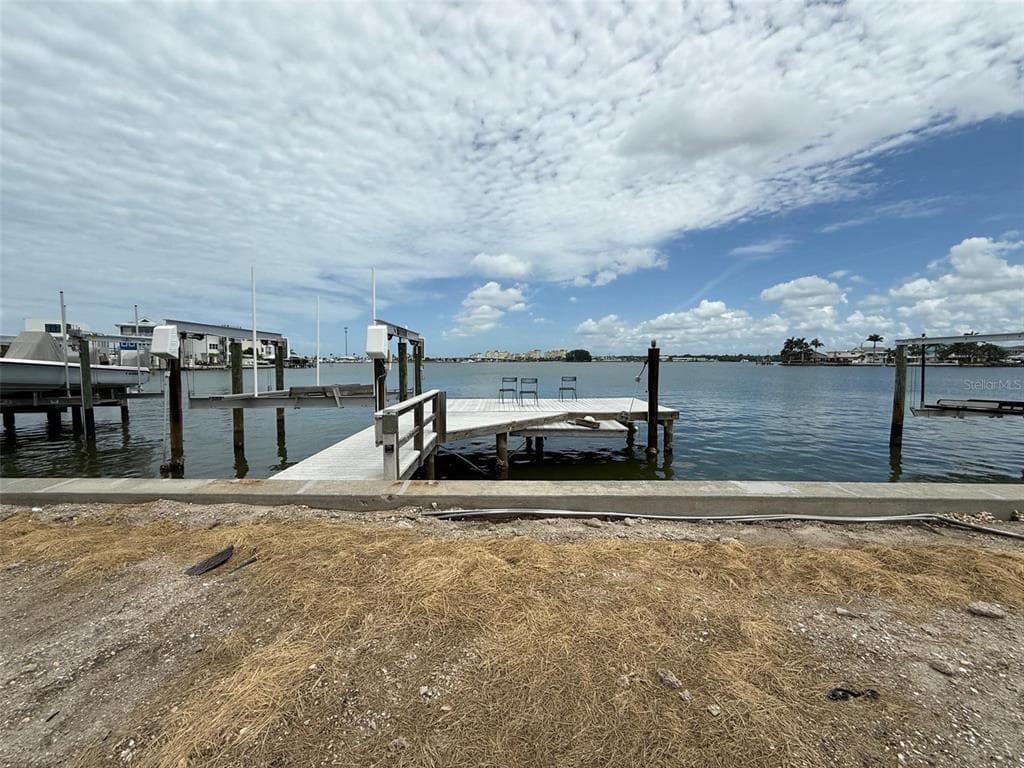 14217 E PARSLEY DRIVE MADEIRA BEACH, FL 33708
