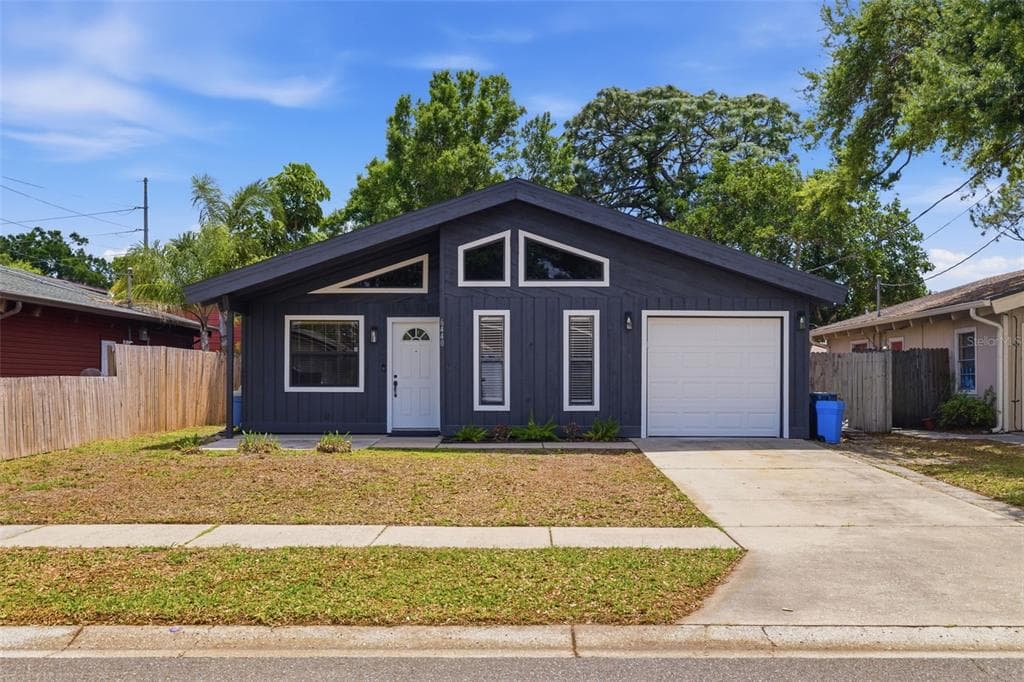 6440 68TH AVENUE N PINELLAS PARK, FL 33781