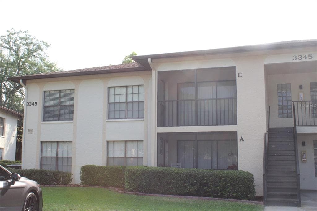 3345 CRYSTAL COURT E UNIT E PALM HARBOR, FL 34685