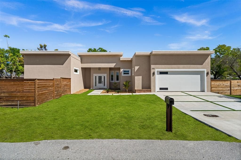 2311 SANDRALA DRIVE SARASOTA, FL 34231