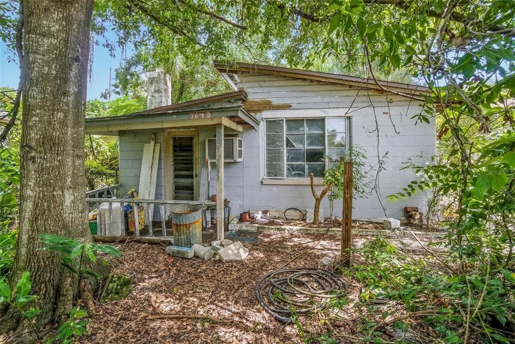 7643 62ND STREET N PINELLAS PARK, FL 33781