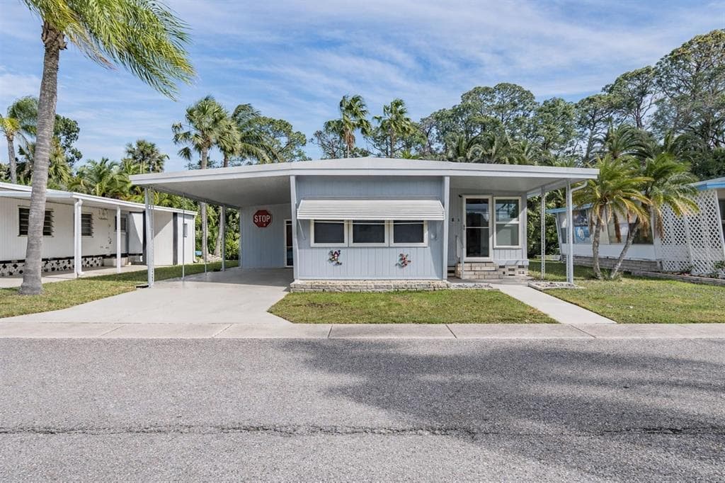 605 MICHIGAN BOULEVARD UNIT 118 DUNEDIN, FL 34698
