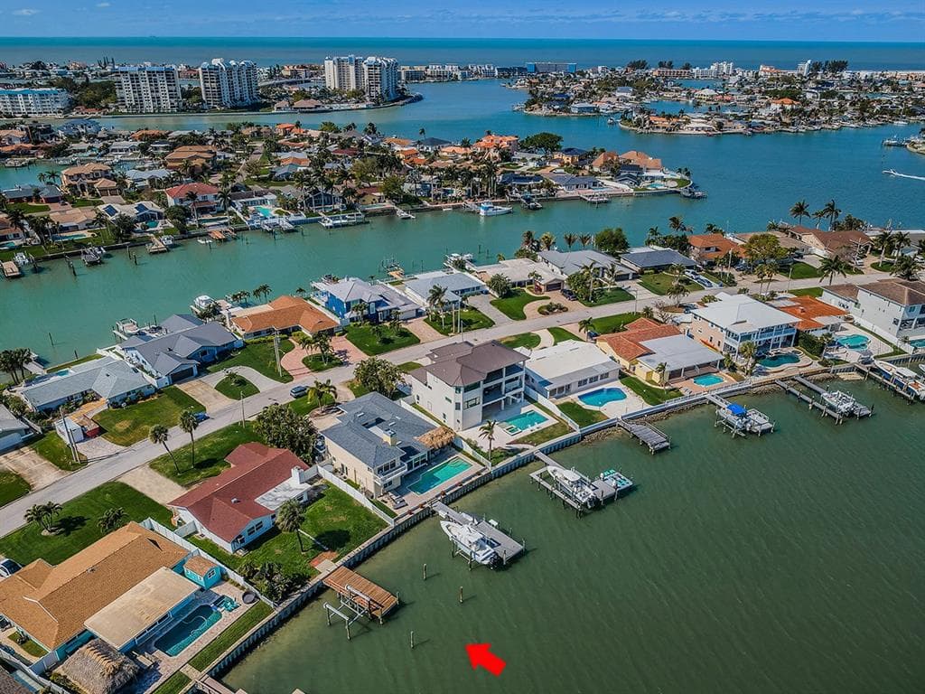 7927 11TH AVENUE S ST PETERSBURG, FL 33707