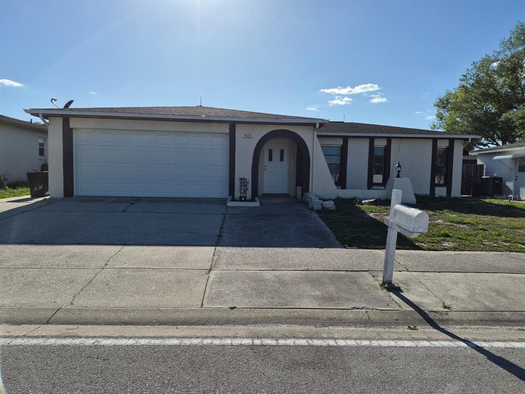 9303 MOREHEAD LANE