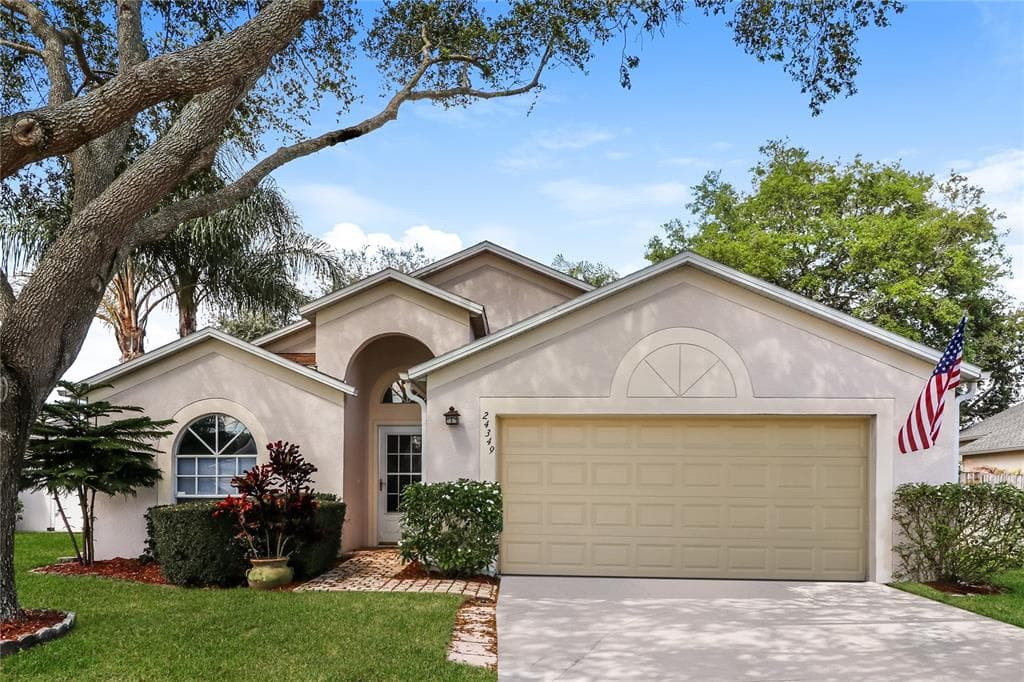 24349 ROLLING VIEW COURT LUTZ, FL 33559