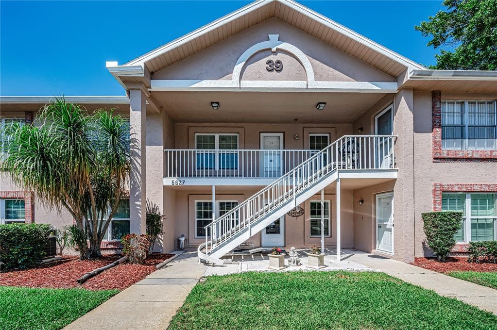 6627 SPRING FLOWER DRIVE UNIT 14 NEW PORT RICHEY, FL 34653